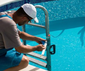 How Difficult Is It to Maintain a Swimming Pool? Expert Advice!
